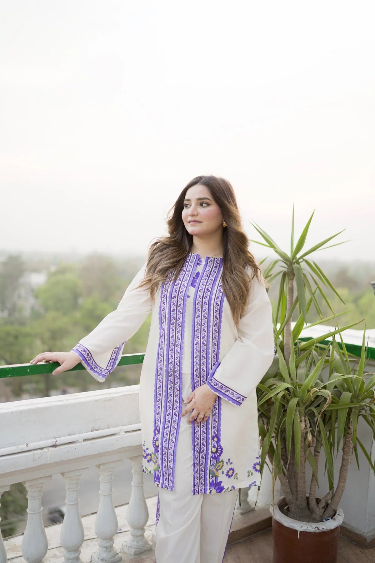 Inzia 3pc Lawn Luxury Stitched Suit Pakistani Designer